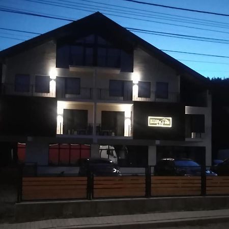 Danifeld Inn Voronet Exteriör bild